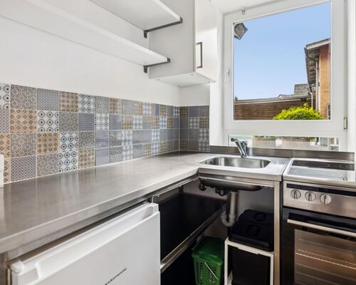 Flot lys og rummelig 2-værelses lejlighed