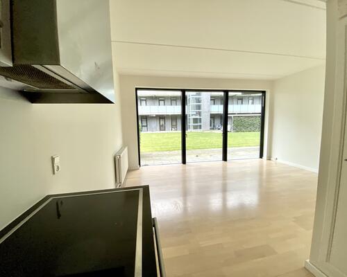 Indbydende 3-værelses lejlighed med terrasse i Odense M