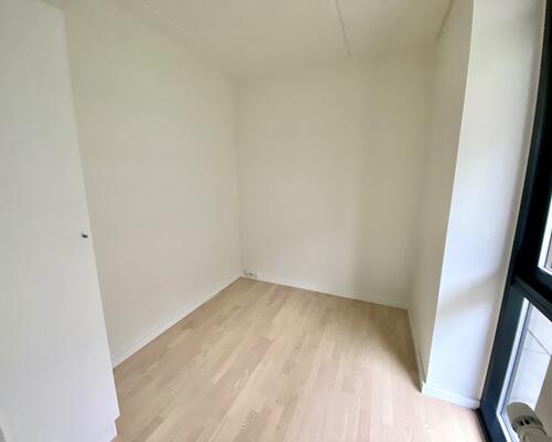 Indbydende 3-værelses lejlighed med terrasse i Odense M