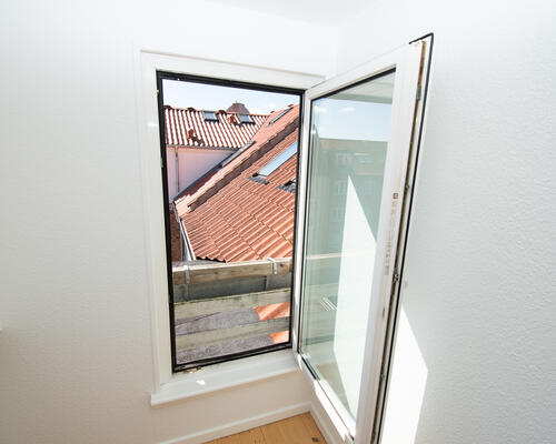 Skøn taglejlighed med charme og lys i Aalborg