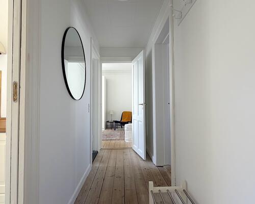 Skøn møbleret lejlighed i Hellerup