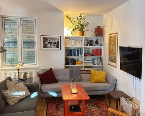 HELT UNIK 4- VÆR LEJLIGHED I 2 PLAN MIDT I AARHUS C