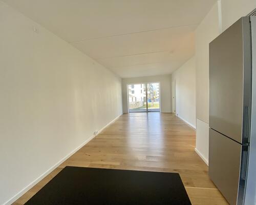 Moderne 3-værelses lejlighed med altan i Odense M