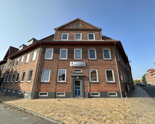 Indbydende 3 værelses lejlighed med central beliggenhed i Odense C