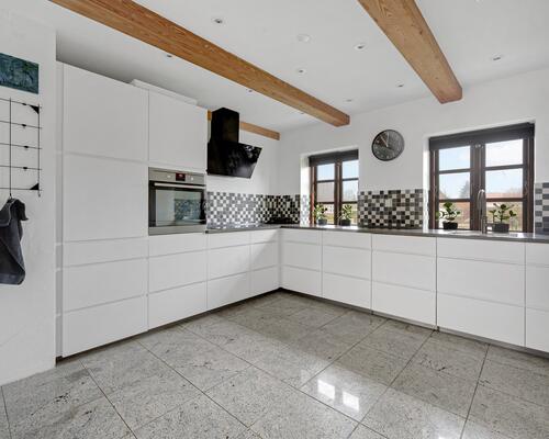 163 m2 værelse i Årslev