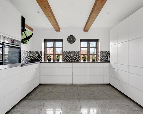 163 m2 værelse i Årslev