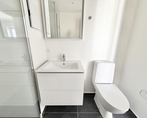 Moderne 1-værelses lejlighed med central beliggenhed