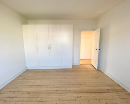 Nyrenoveret 3-værelses lejlighed i Aalborg centrum