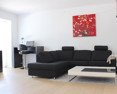 Lys lejlighed, med altan, ved Amager Strand