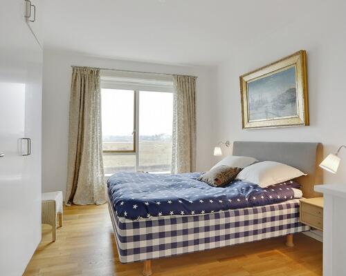 tuborg lejlighed  med direkte udsigt til Svanemøllebugten.