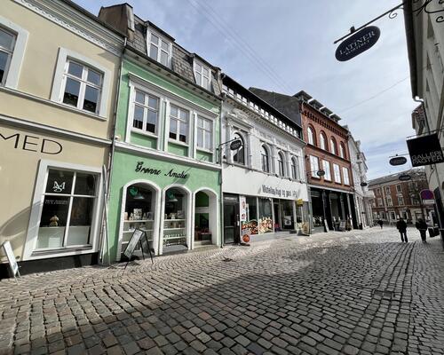 VANVITTIG charmerende lejlighed MIDT i Kolding med udsigt til Koldinghus