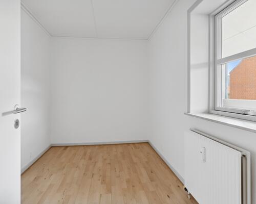 Nyrenoveret lejlighed tæt på vejle centrum!