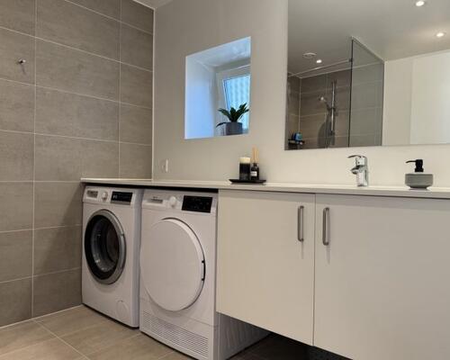 Flot nyopført 3-værelses lejlighed beliggende i Esbjerg med mulighed for at have husdyr.