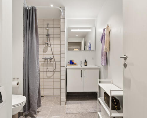 Attraktiv 2-værelses lejlighed med altan på populære Jægergårdsgade