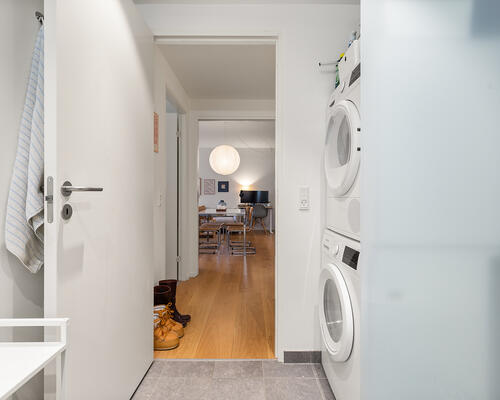 Attraktiv 2-værelses lejlighed med altan på populære Jægergårdsgade