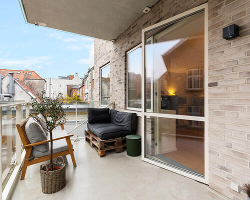 Attraktiv 2-værelses lejlighed med altan på populære Jægergårdsgade