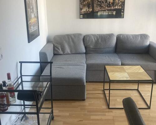 Lys og moderne 2-værelses lejlighed med egen terrasse udlejes i Aarhus C