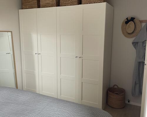 Lys og velindrettet 3-værelses med overdækket altan