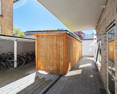 Attraktiv 2-værelses lejlighed med altan på populære Jægergårdsgade