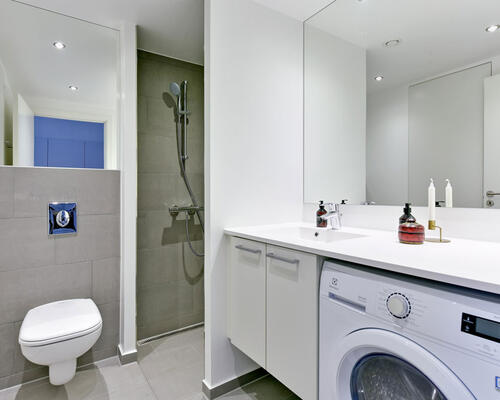 Lys 3-værelses lejlighed i Århus