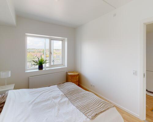 2-værelses med skøn terrasse