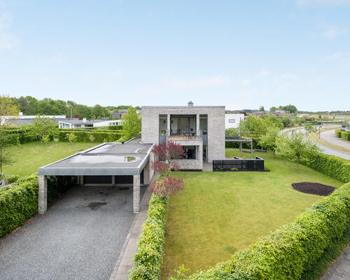 Moderne funkisvilla for familien, Ry