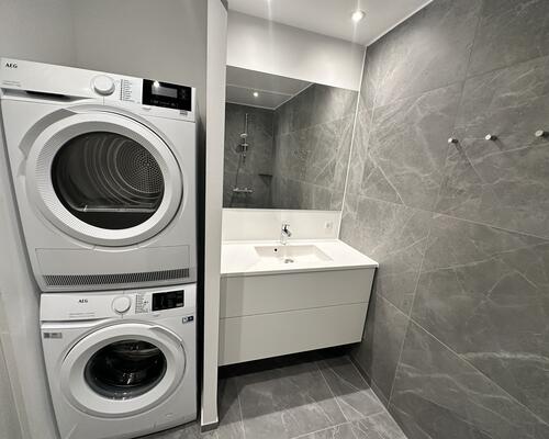 Indbydende 3-værelses lejlighed med stor altan i Nørresundby