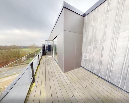 Stor 3-værelses med imponerende privat tagterrasse!