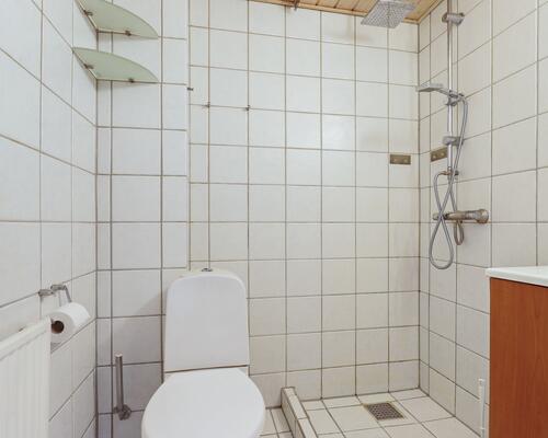 Lys og velindrettet lejlighed med god planløsning