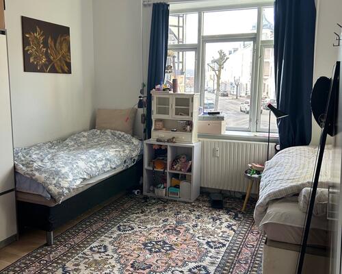 Skøn nyere renoveret 4. værelses lejlighed