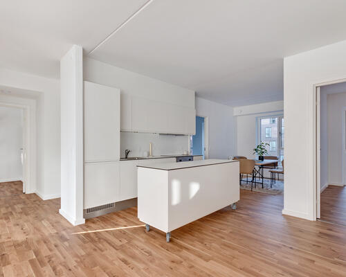 6 værelses lejlighed i København S