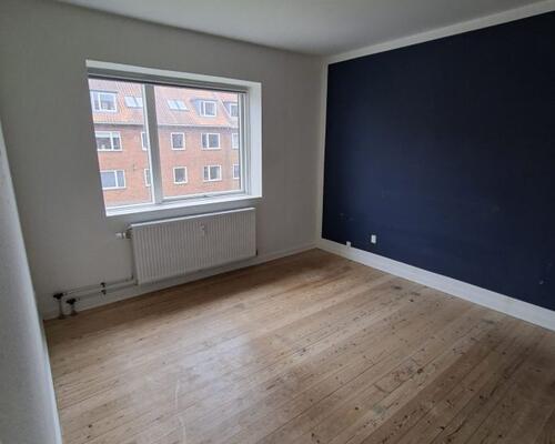 Hyggelig 2 værelses lejlighed på Silkeborgvej udlejes.