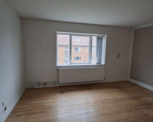 Hyggelig 2 værelses lejlighed på Silkeborgvej udlejes.