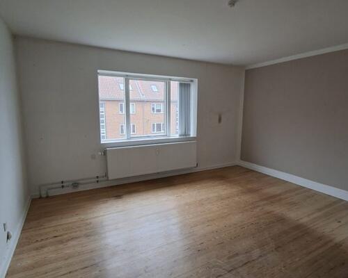 Hyggelig 2 værelses lejlighed på Silkeborgvej udlejes.