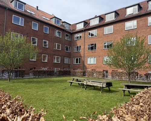 Hyggelig 2 værelses lejlighed på Silkeborgvej udlejes.