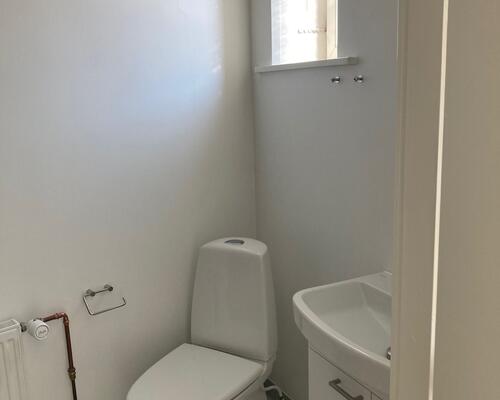 Pæn og præsentabel stuelejlighed.