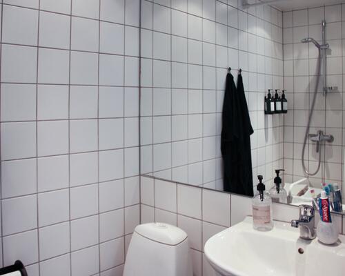 Charmerende 2-værelses lejlighed i to plan