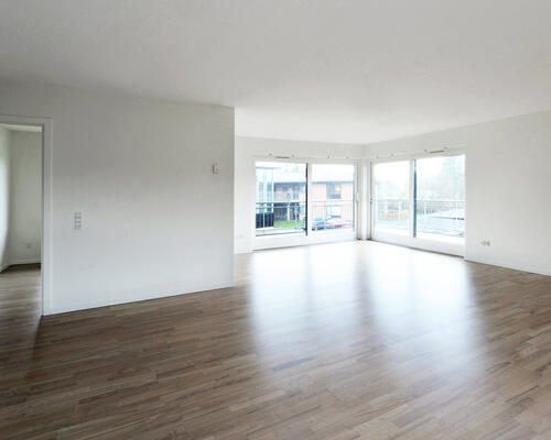 Skøn 4-værelses lejlighed i Søparken