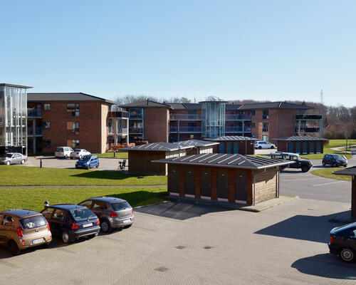 Skøn 4-værelses lejlighed i Søparken