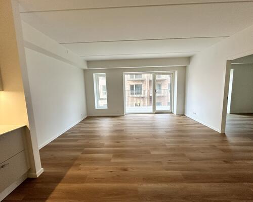 Moderne 3-værelses lejlighed med altan og udsigt