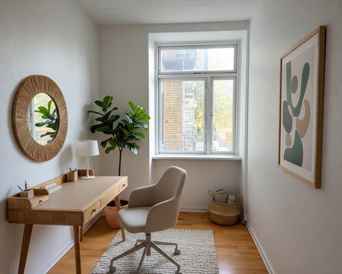 Indbydende lejlighed med altan i hjertet af Aalborg