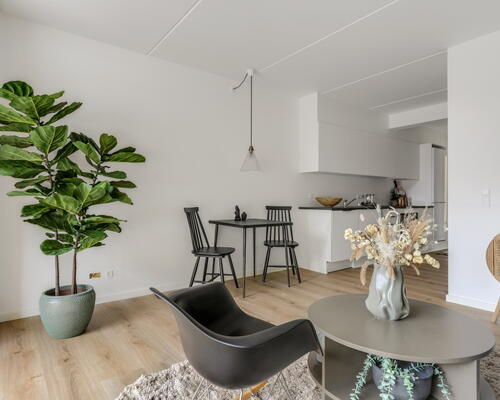 Moderne og veldisponeret 2-værelses lejlighed med altan! - KUN 2 MÅNEDERS DEPOSITUM!