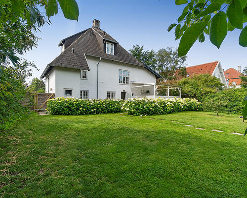 Skøn rummelig villa i Hellerup
