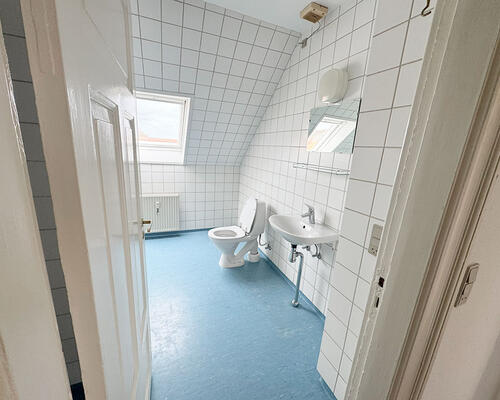 Stor 2 værelses lejlighed i Randers