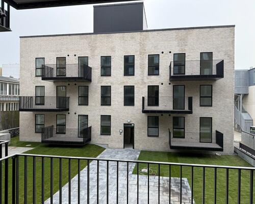 INDFLYTNINGSKLAR 2-VÆRELSES MIDT I AARHUS C