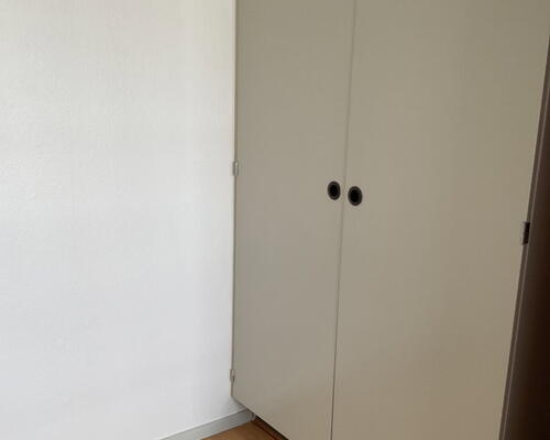 Lys 2-værelses på 46 m2 med grønt kig, parkering og ladestander