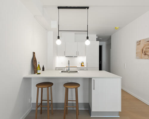 STOR RUMMELIG 2-VÆRELSES I AARHUS C