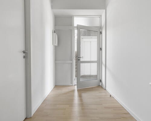 Stor 2-værelses perfekt placeret i Odense C! - KUN 1 MÅNEDS DEPOSITUM