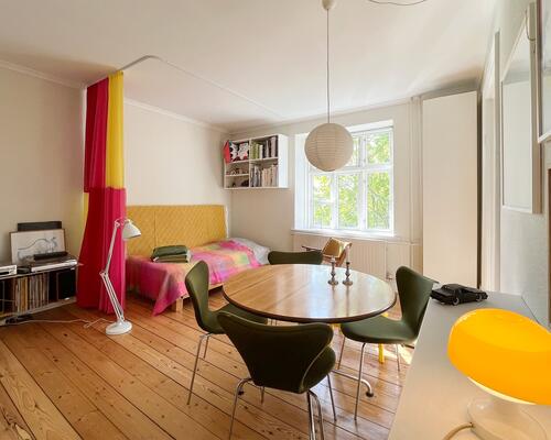 Lys og charmerende 3-værelses delevenlig lejlighed i Ø-gaderne