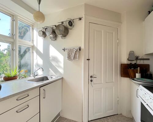 Lys og charmerende 3-værelses delevenlig lejlighed i Ø-gaderne